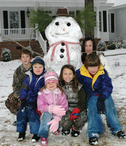 SNOW BUDDIES
